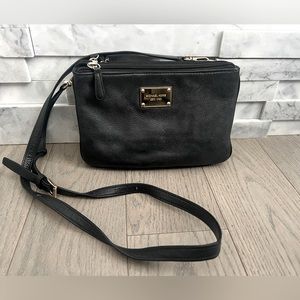 Michael Kors crossbody purse, black